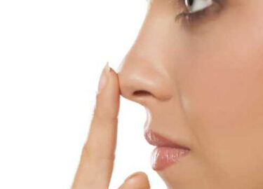 Burun Estetiği Sonrası Düşme Olur mu?